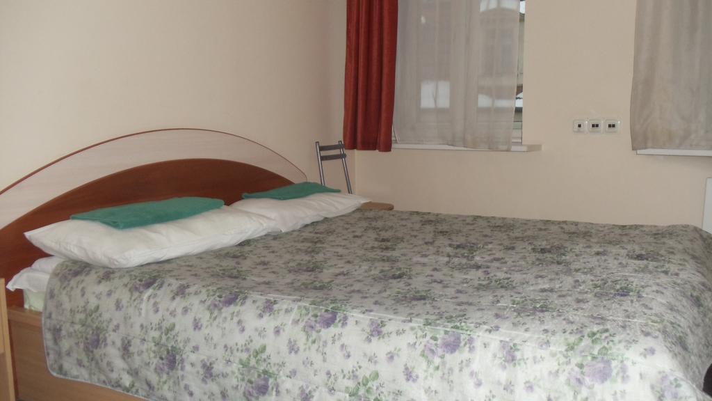 Dome Pearl Hostelリガ 部屋 写真